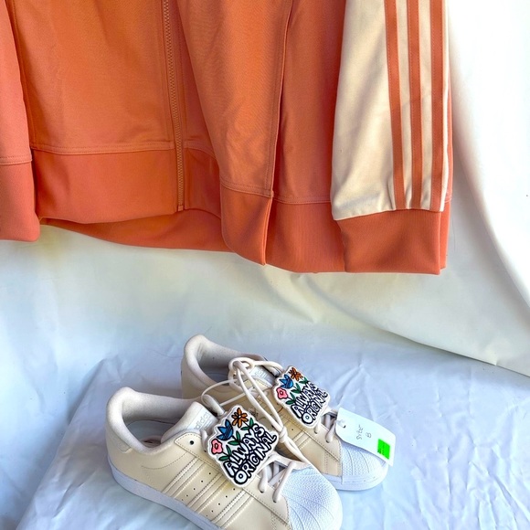 Adidas sneakers size 8 Always original patch new without box. - Picture 2 of 3